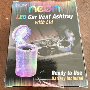 Illumina LED Car Vent Ashtray with Lid New